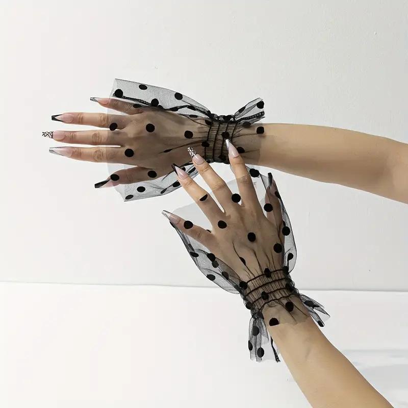 Women Accessories Photos - 1 Pair Props Nail Tips Display