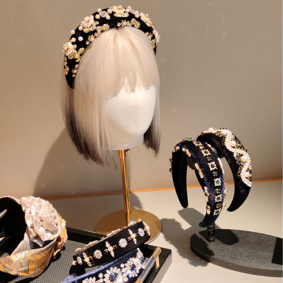 Autumn and Winter Hot Sale Ret - đánh giá và giá Women Accessories Sale