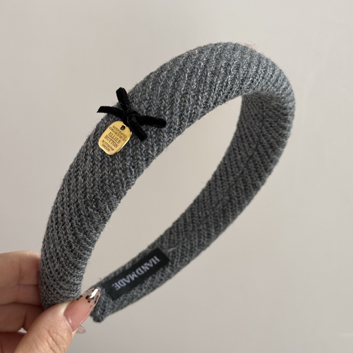 Brand New Gentle brown fabric  - đánh giá và giá Accessories Brand For Women