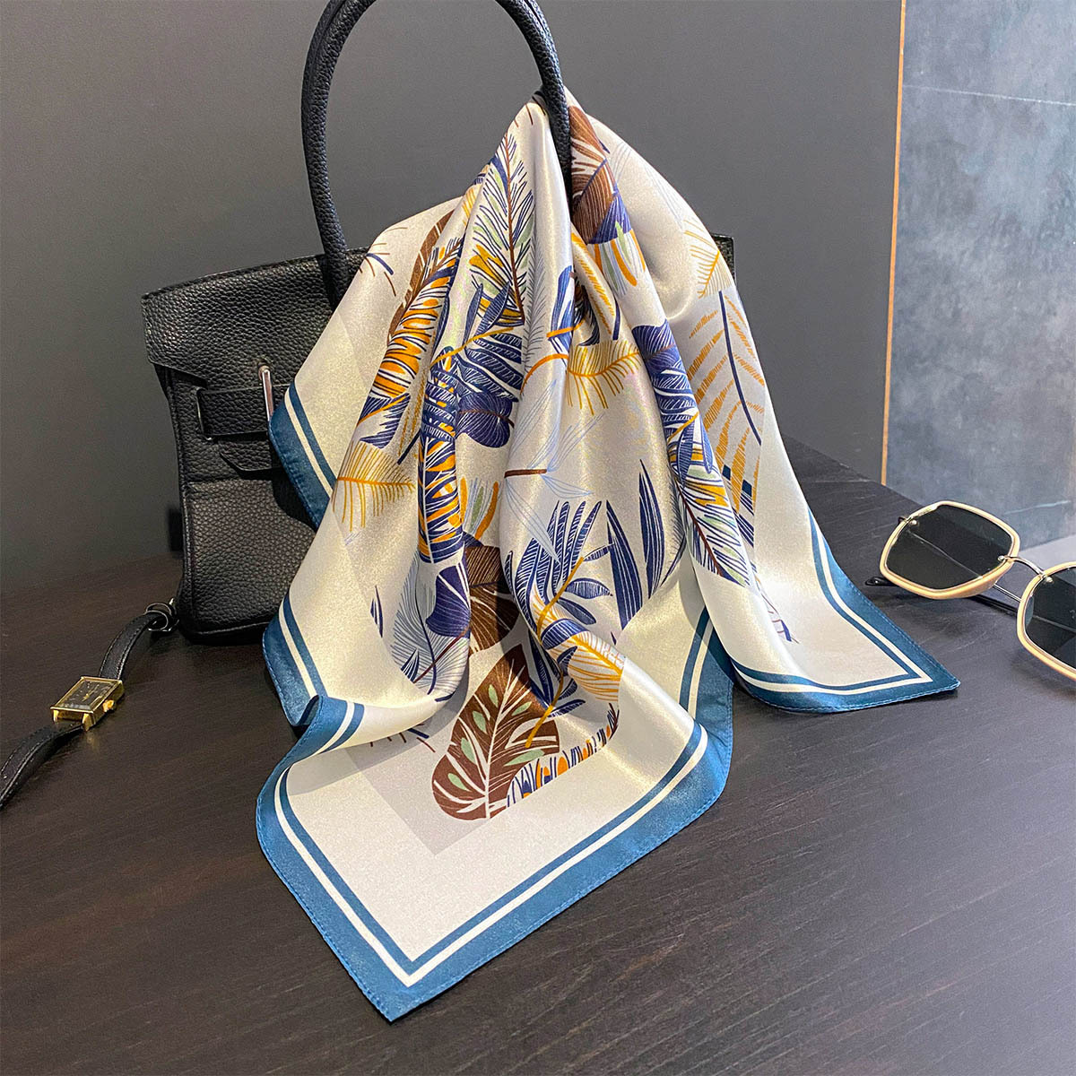 Luxury Brand 100% Real Silk Sc - đánh giá và giá Accessories Brand For Women